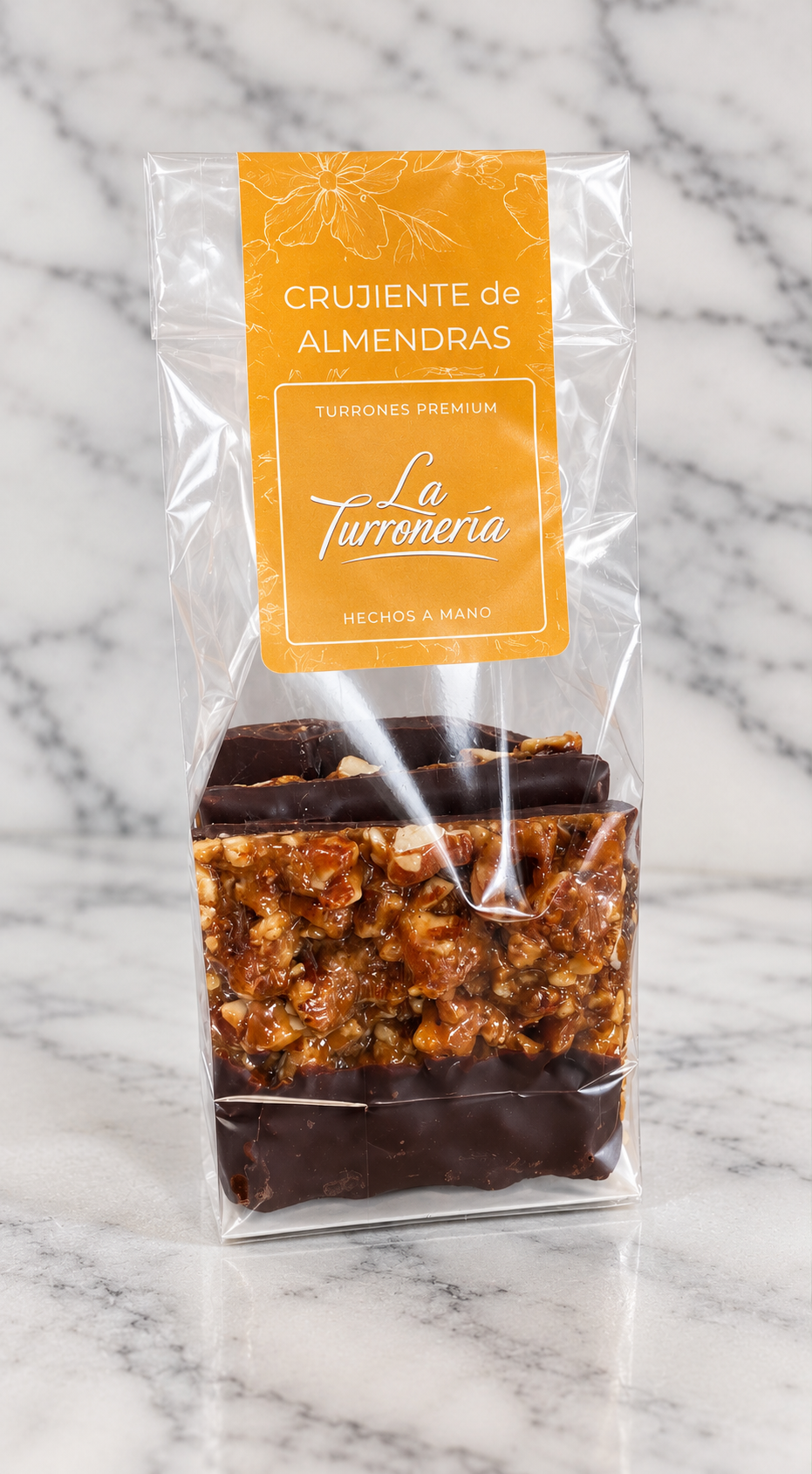 Crujiente de almendras con chocolate bitter
